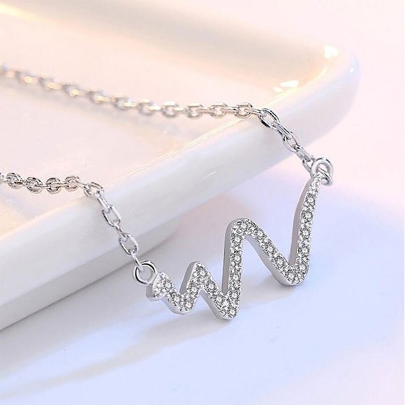 NEW 925 Sterling Silver Crystal Heartbeat Necklace - Picture 4 of 5